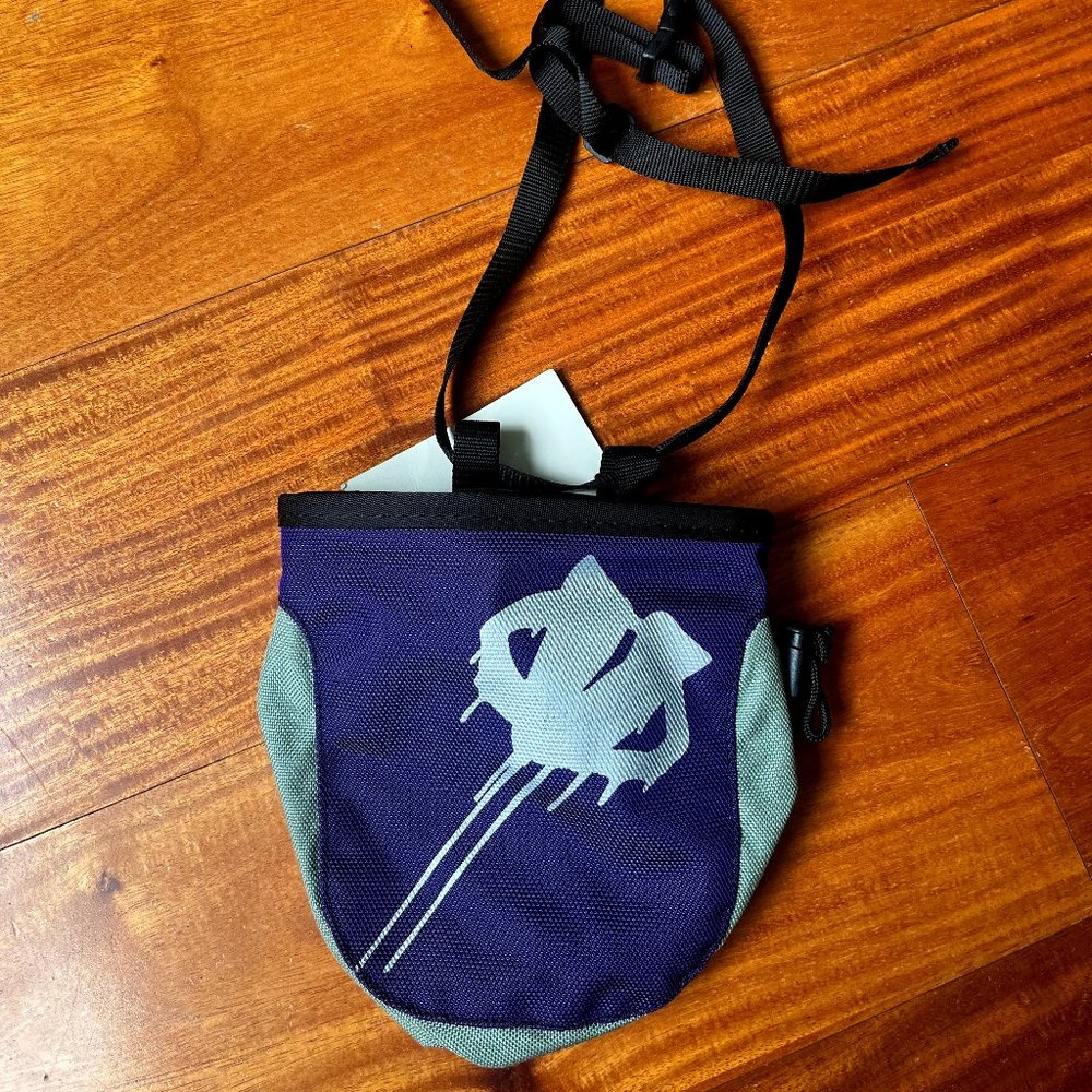 Evolv Chalk Bag